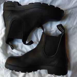 Blundstone Black 510 New Boots